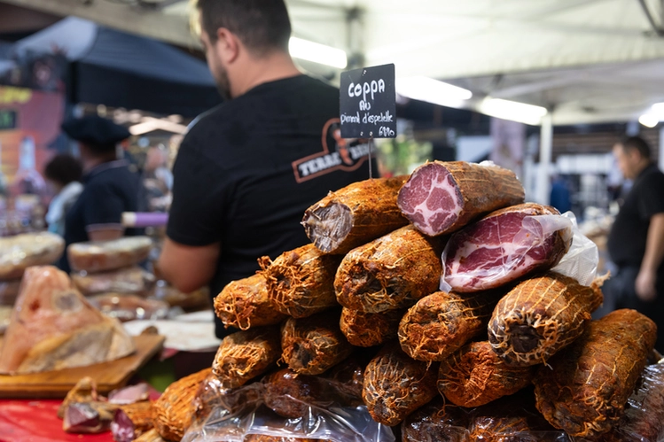 PHOTO FOIRE DE SAINT-ETIENNE_HALLE GOURMANDE